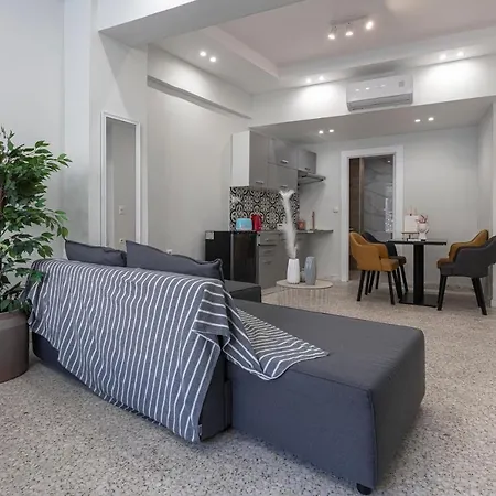 Apartment Kolokotronis Athens